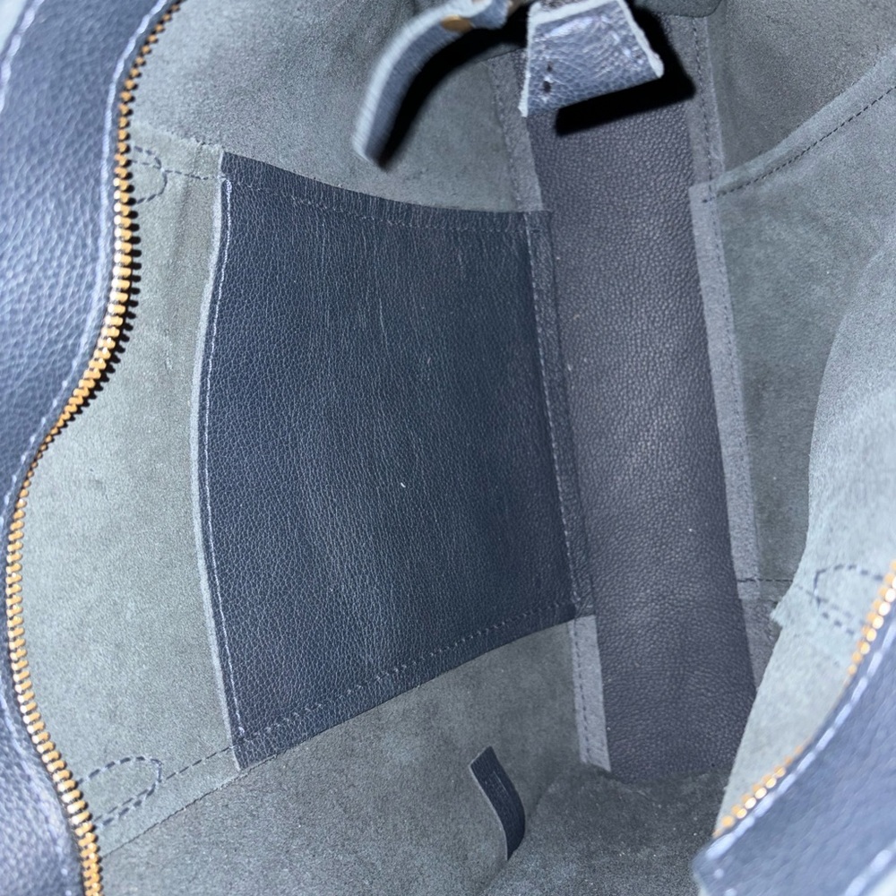 Portland Leather night owl East/West Lola Crossbody Bag-NEW - Picture 3 of 5